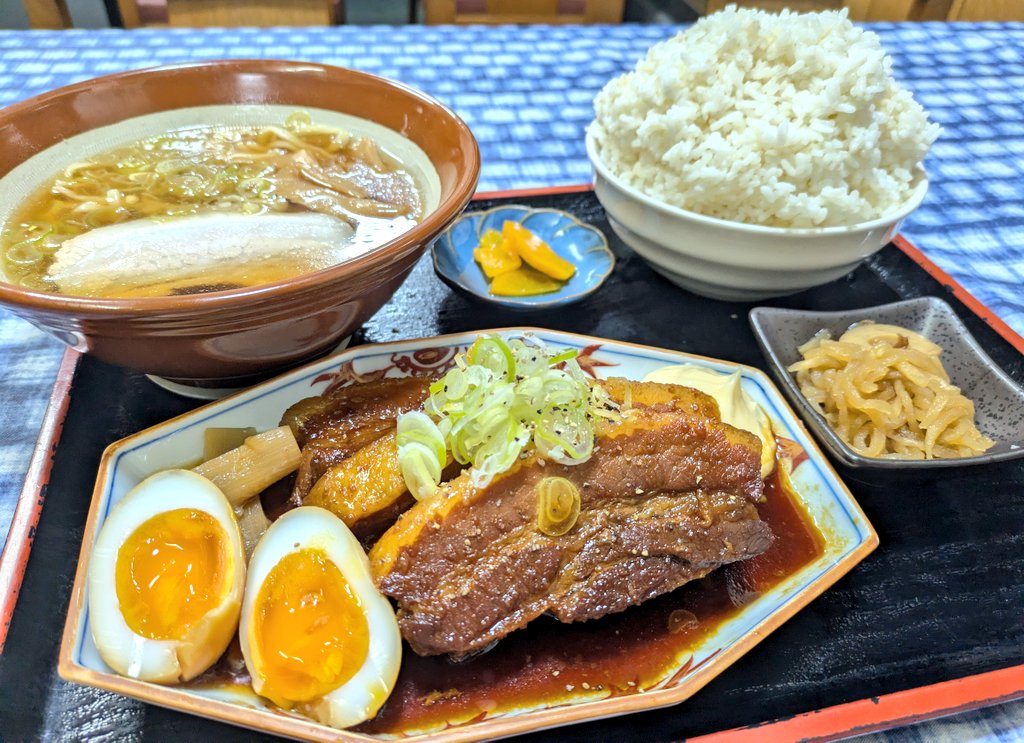 おはようございます！ 本日11時より営業開始です!! 喜作のチャーシュー