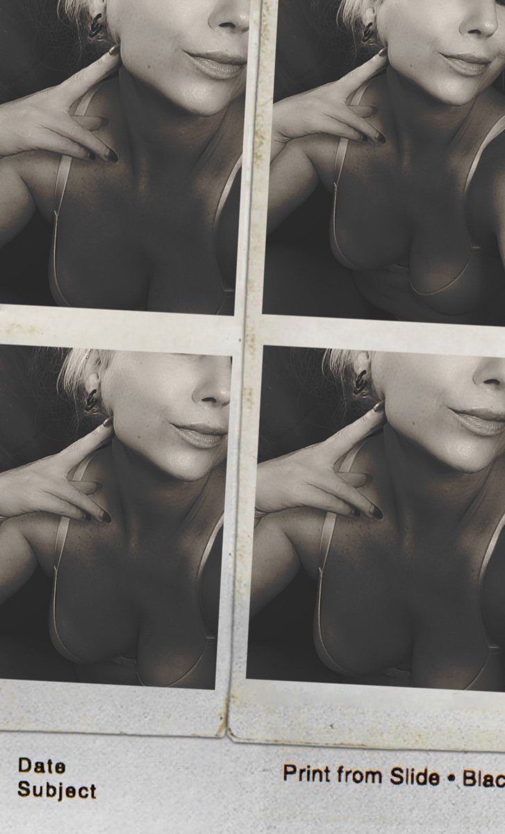 StunnyBunz's tweet image. Happy hump 🐫  day yall 😘 have a great evening as we hump on over to the 2nd half of the week! 🤪🤭 #humpday #selfie #happy ... oh, and its 4:20pm for those who care 💚💋