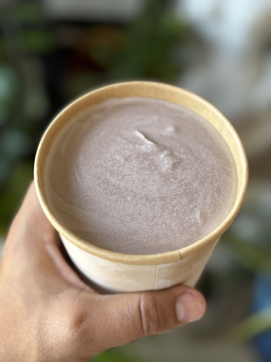 hectormperz's tweet photo. Helado de Lavanda y Miel, para Celeste. https://t.co/nOIp7RP41R