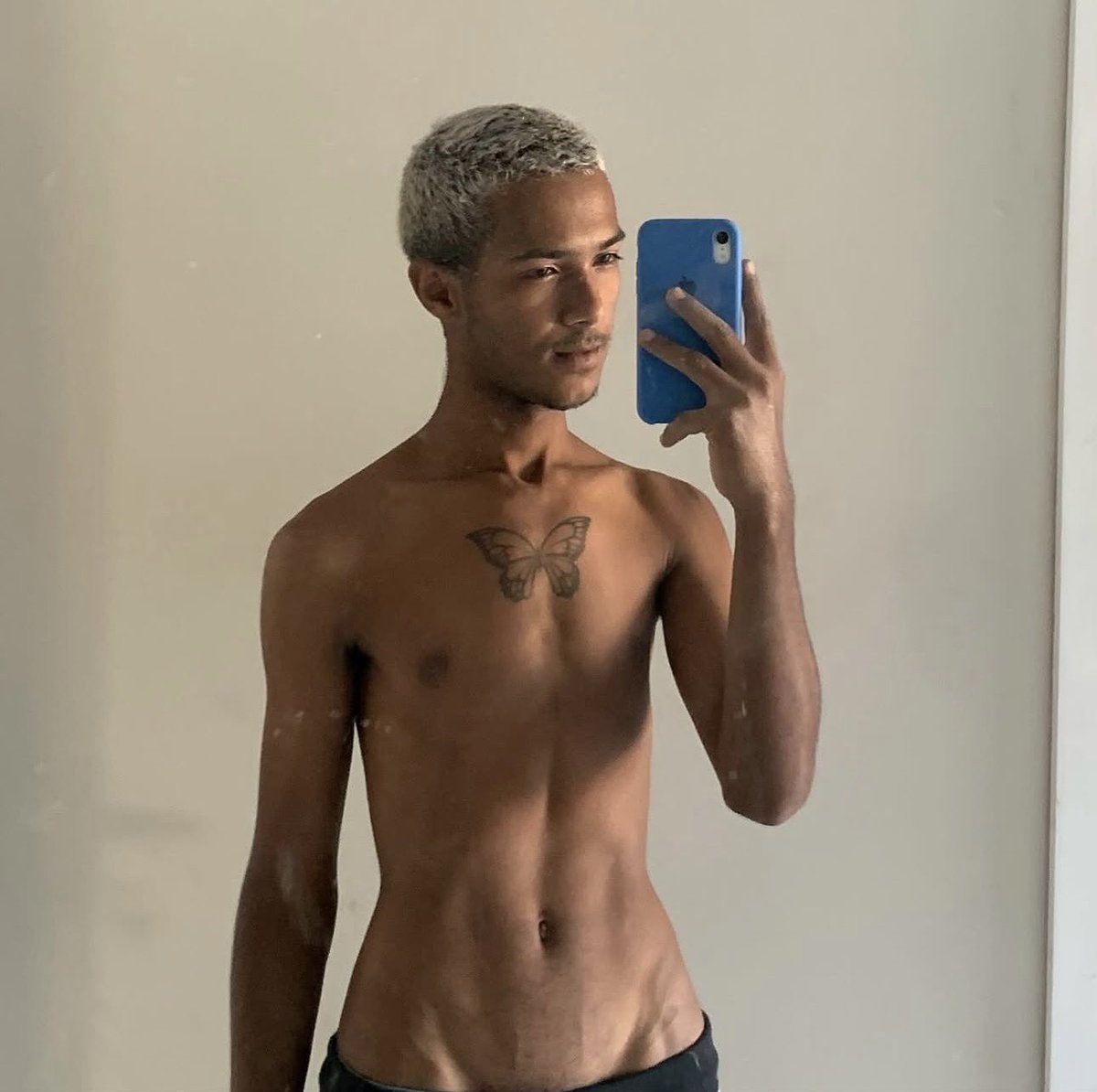 zezin 🐇 tweet media