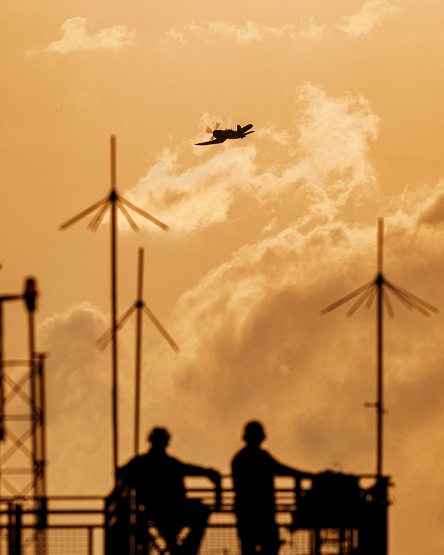 EAA's tweet image. Missing AirVenture? We got you.
 
This scenic Corsair silhouette should do the trick. Guess what! You can take this photo with you anywhere.
 
Head to our Instagram, find the “2026 Wallpaper” highlight, and screenshot this photo.
 
📸 Camden Thrasher
 
#Aviation #Avgeeks #Oshkosh