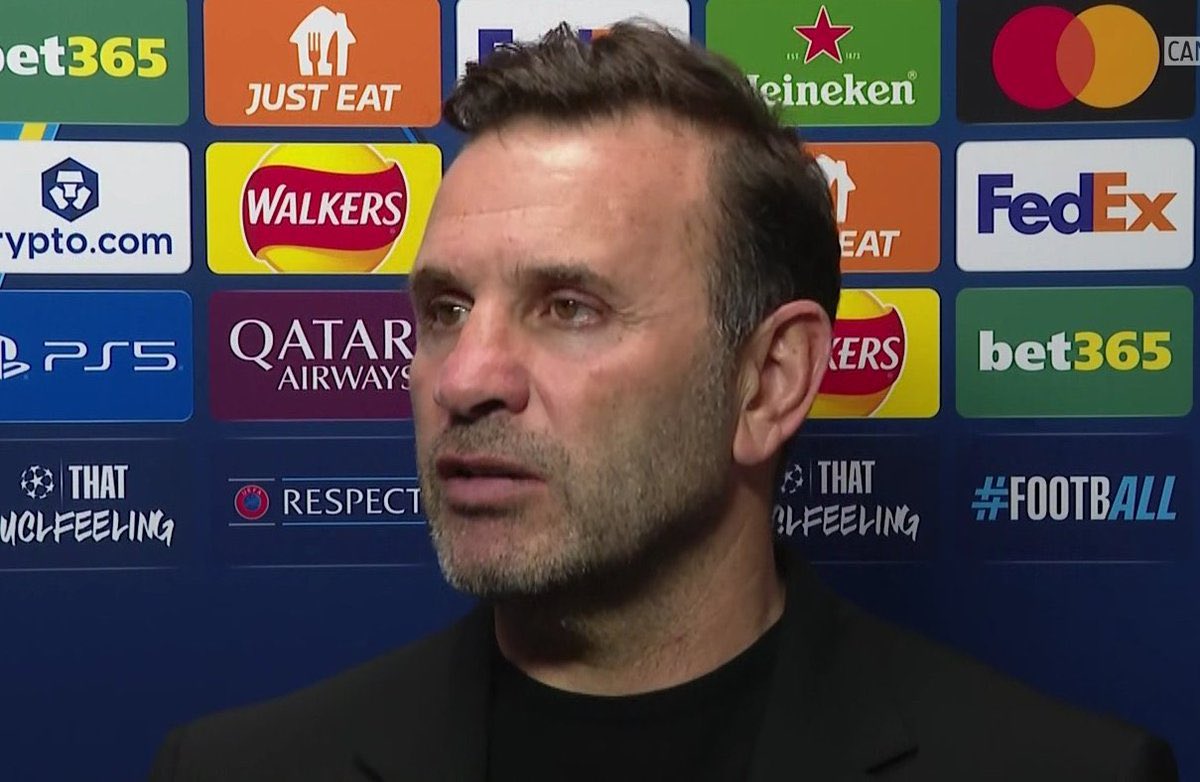 Midem bulanıyor artık şerefinle istifa et derbiye hocasız çıkalım daha iyi