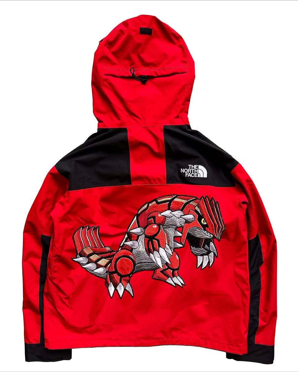 SneakerAlert tweet media