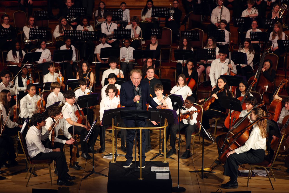 misst_music's tweet image. We are very excited about this! Thank you so much @officialALW for your continuous generosity and support 🎶💙 christies.com/en/stories/exc… #MusicMatters #MusicEducation #YoungMusicians #MusicInSchools