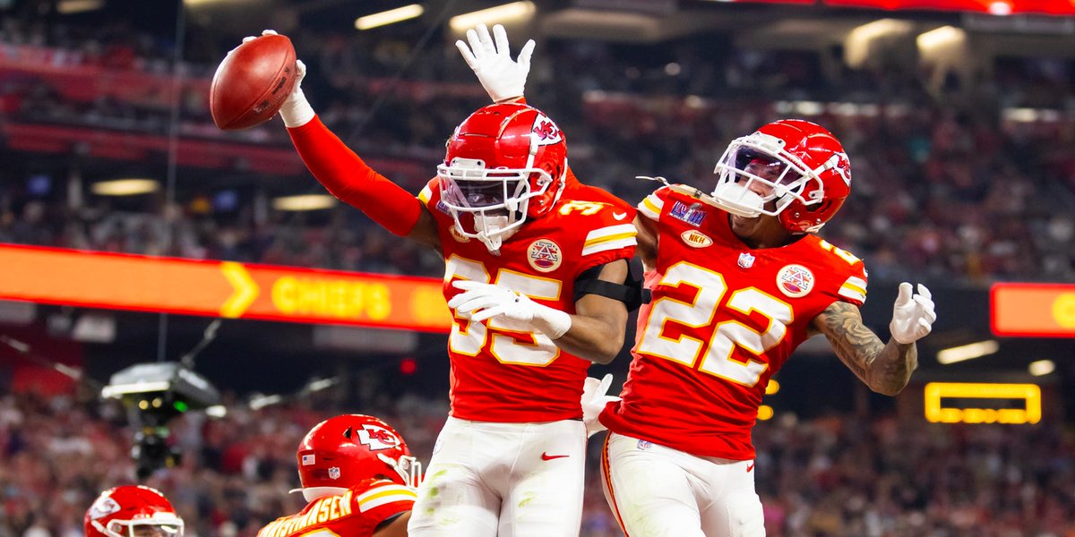 TheRamsWire's tweet image. Trent McDuffie told Jaylen Watson to "keep an open mind" about signing with the Rams.

📸 Mark J. Rebilas, USA TODAY Sports via Reuters Con theramswire.usatoday.com/story/sports/n…
