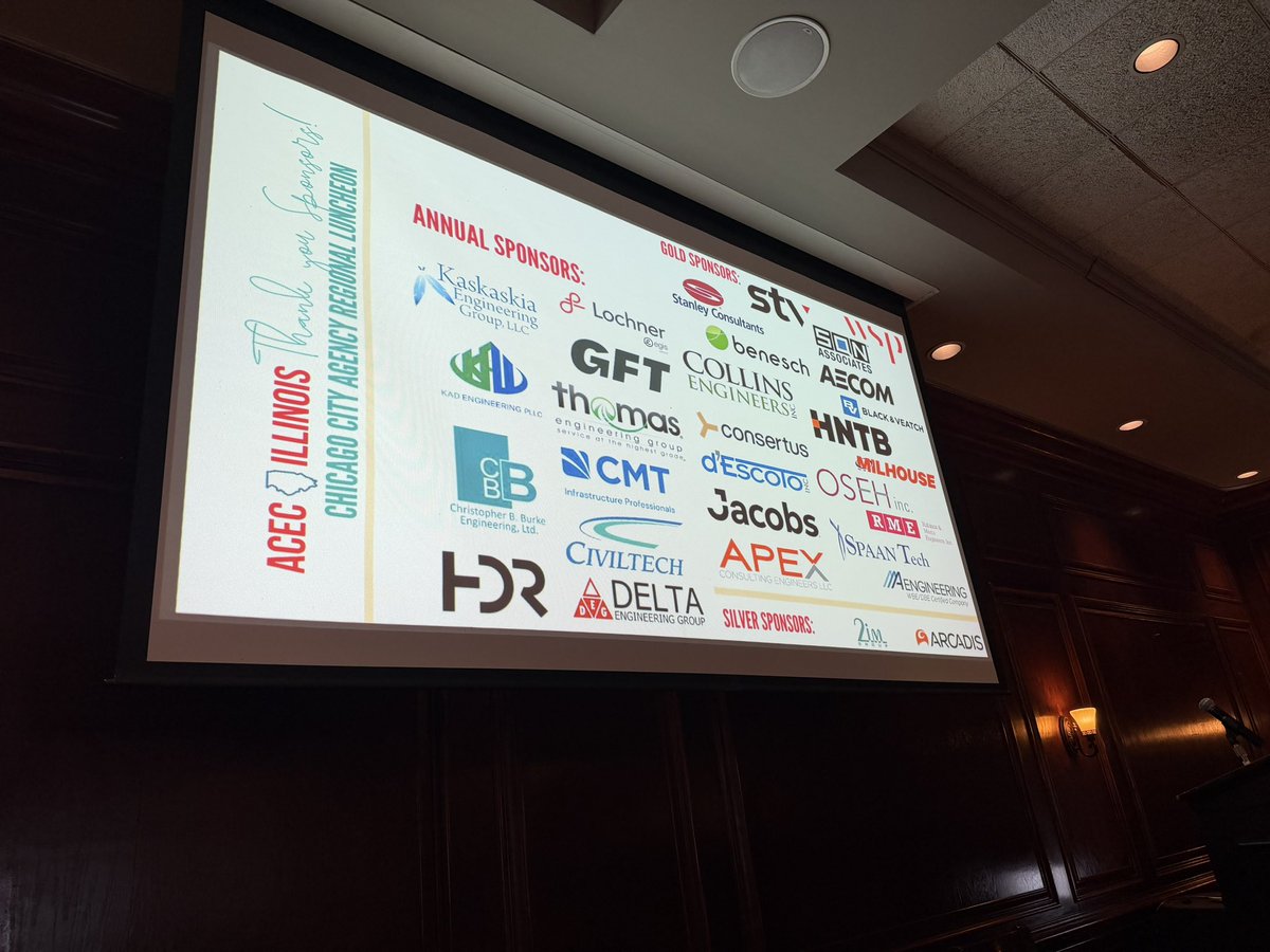 gilbert36ward's tweet photo. Had the opportunity to address the engineering firms associated with @ACECIllinois as we prepare to enter the construction season. These firms employ thousands of engineers and keep the city moving. Thank you Kevin for the opportunity. #letsgettowork #constructionseason https://t.co/kp3hxYK7Lu