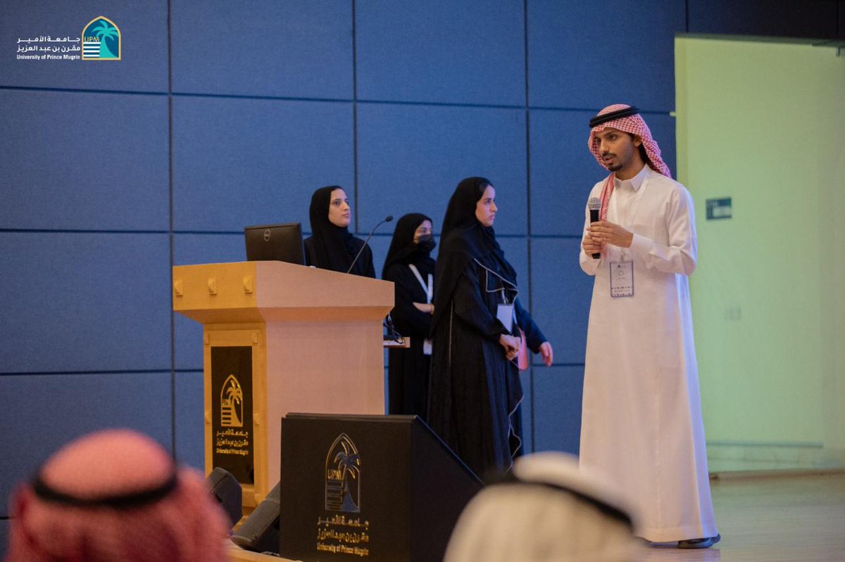 KAUAP_edu's tweet photo. حقق طلاب قسم التخطيط الحضري والإقليمي بجامعة الملك عبدالعزيز المركزين الأول والثاني في "هاكاثون كرسي الأمير فيصل بن سلمان لأنسنة المدن".
حيث نال الطالب عبدالرحمن حسين (المركز الأول) والطالب عمر الحارثي (المركز الثاني).
@kauedu_sa https://t.co/P2PtEzgmM3