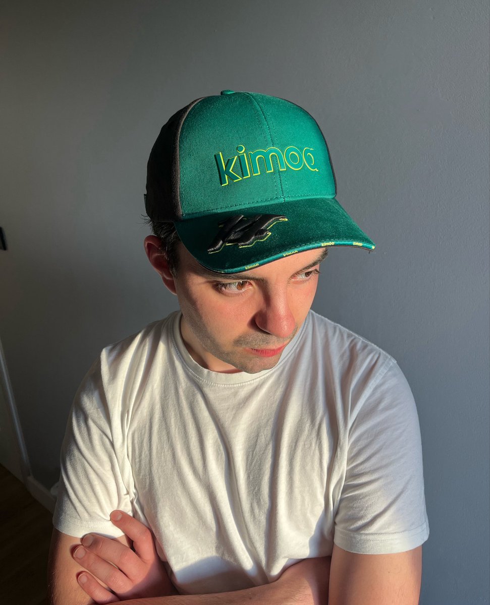 11 de febrero- 22 de abril

la noche de las gorras kimoa ha llegado (sí, ya lo tenia comprado y lo ADIVINÓ)