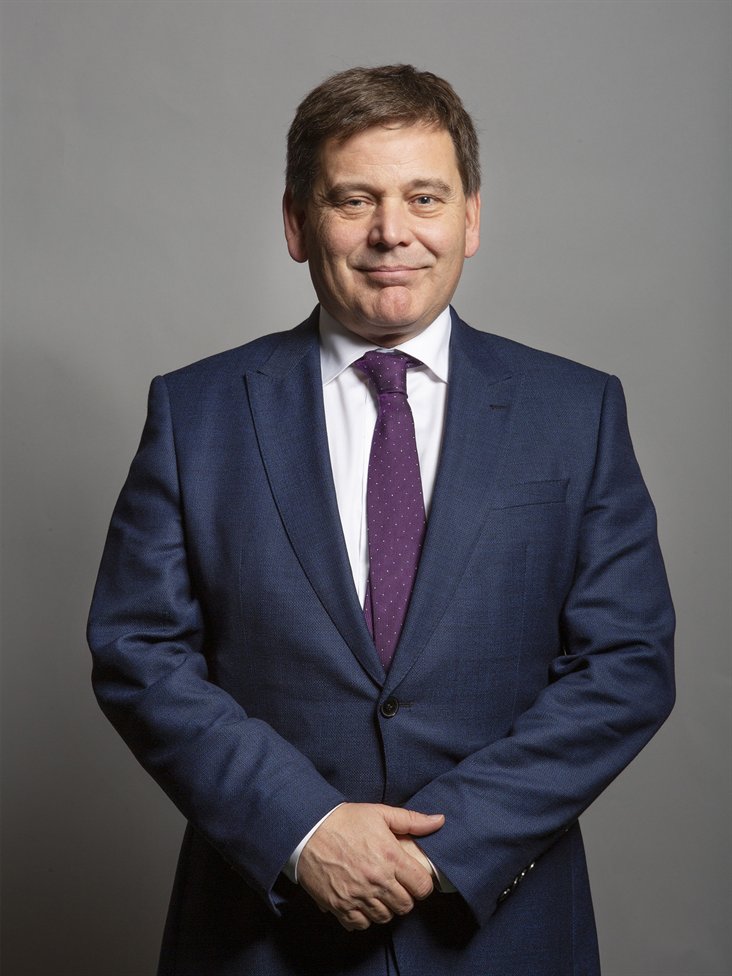 <a href="/RestoreBritain_/">Restore Britain</a> Rupert is brilliant.

He's the man for the job.

I'd also like to see <a href="/ABridgen/">Andrew Bridgen</a> on the team.

We need people who question things, real critical thinkers whether you always agree with him or not.