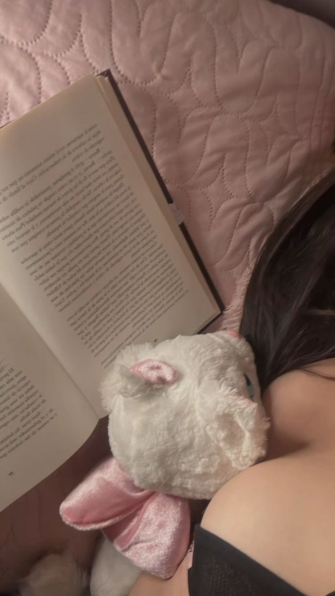goddess Isabel tweet media