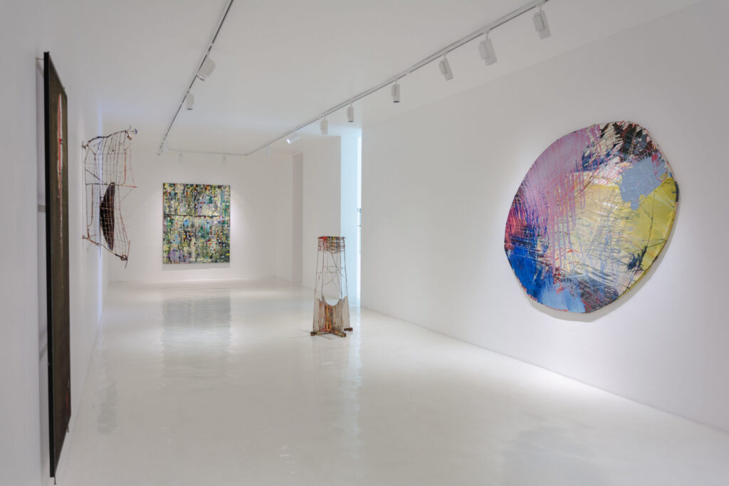 ArteMad's tweet photo. La Galería #HilarioGalguera se suma, desde mañana, a @artbrussels, en su sección Prime,

Exhibirá trabajos de Willem Boel, Maxime Brigou, Peter Buggenhout, Stijn Cole, Marie Cloquet, Javier Marín y Gabriel O’Shea.
https://t.co/gRYLvDO8kO https://t.co/MHn0FdFlfi
