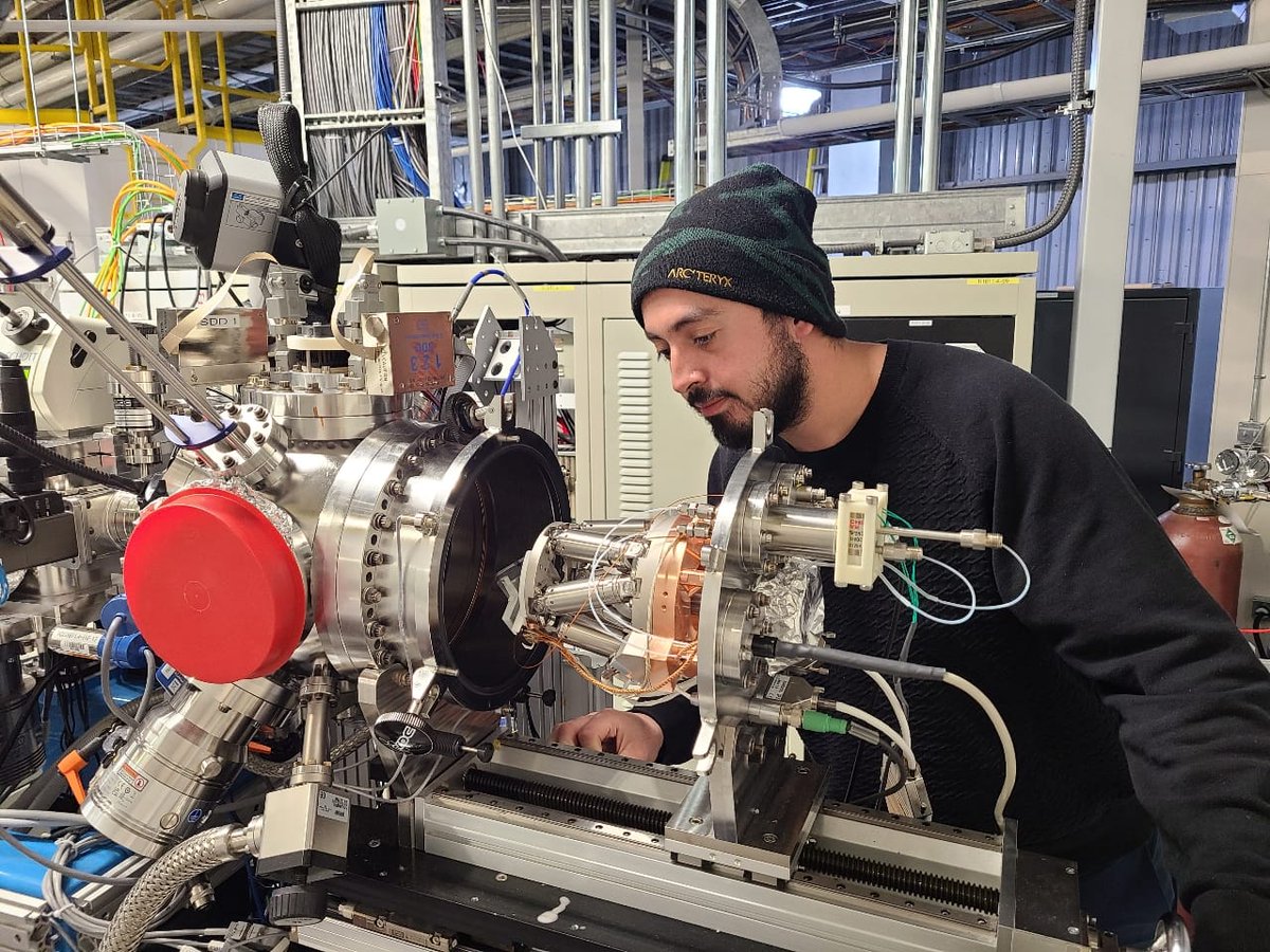 CanLightSource's tweet image. Researchers @ucalgaryscience used the CLS to study nickel-based catalysts and heterocycles, key building blocks in many medicines. They hope improved nickel catalysts could make medicines safer, cheaper, &amp;amp; greener: bit.ly/4mwwPDu
#ResearchInAction @UCalgary @NSERC_CRSNG