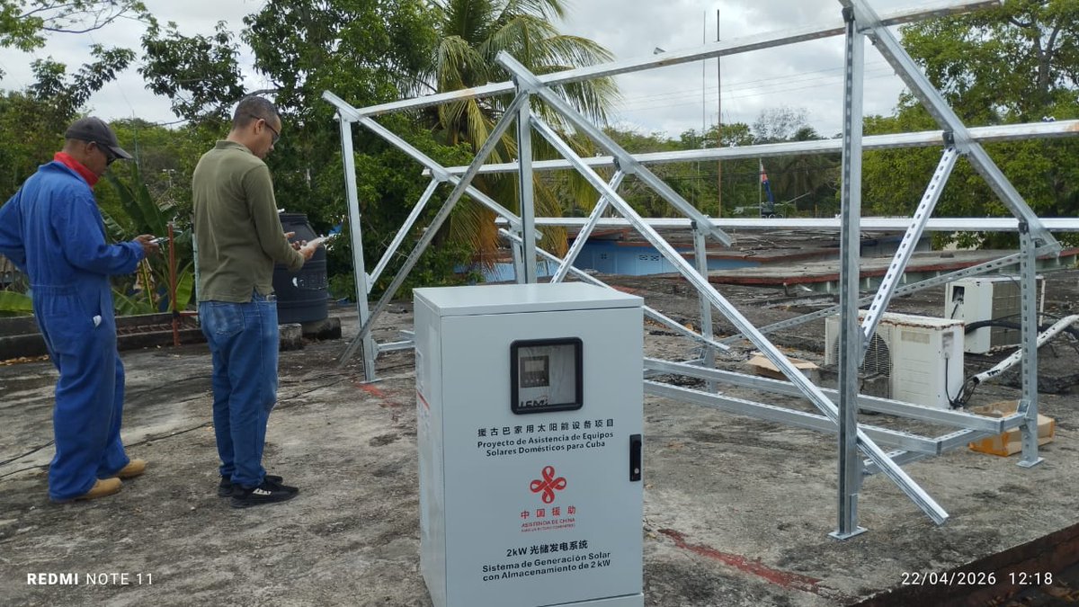 filialmatanzas's tweet image. Ya montado el Kits de paneles solares en Cadeca Playa Larga, Ciénaga de Zapata.
#EnergiaSolar
#CubaAvanza
#FilialCopextelMatanzas 
#RevoluciónEnergética 
#MatancerosEnVictoria