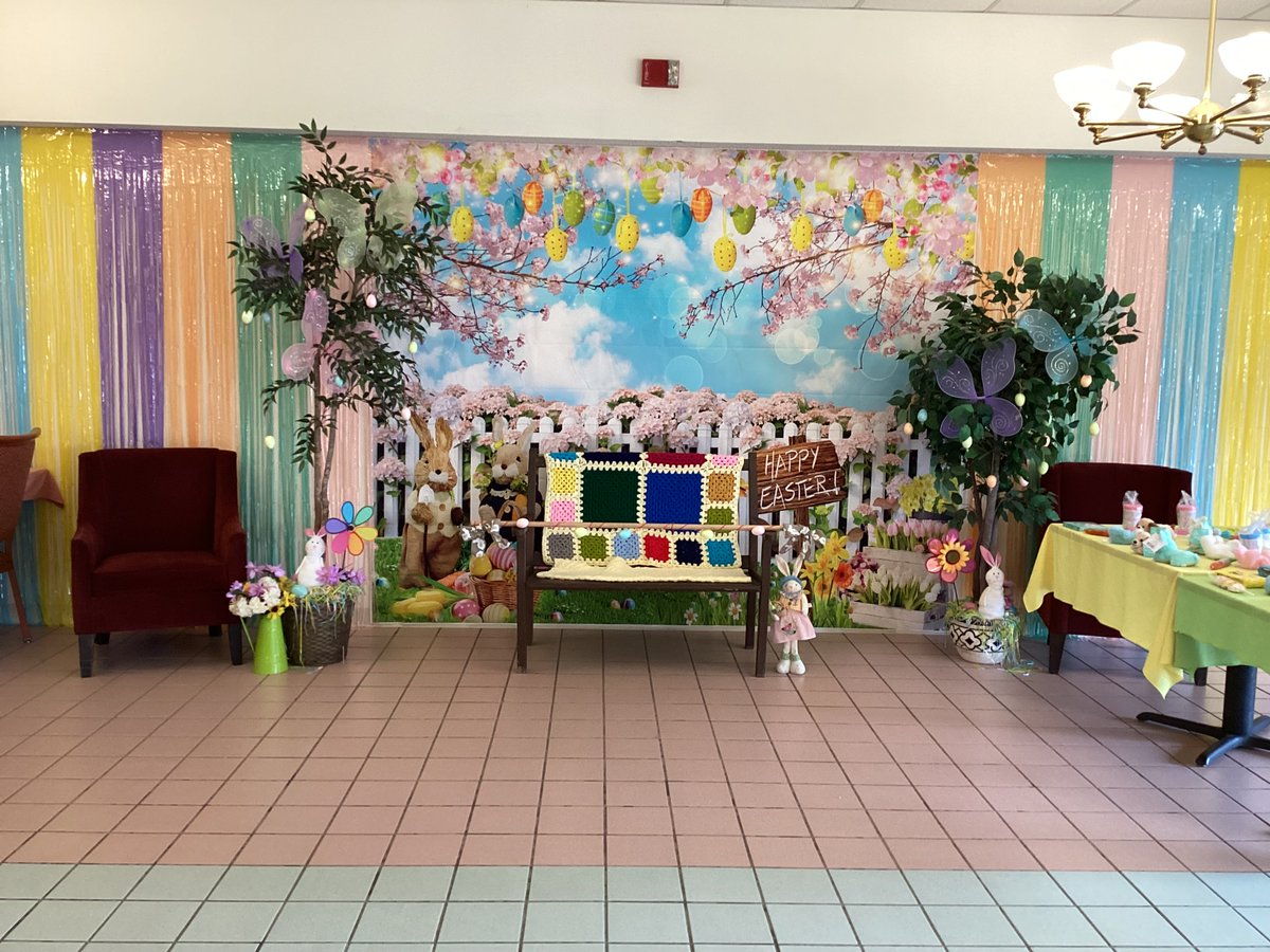 FrostburgRehab's tweet image. Part 2:

@FrostburgRehab hosted its very first Easter Carnival. What a fun filled afternoon of games, prizes, raffle drawings, egg coloring , and a visit and photo opportunity with the #EasterBunny!

#FrostburgRehabCenter #Easter #Carnival #FirstAnnual #MusicExpressDJ