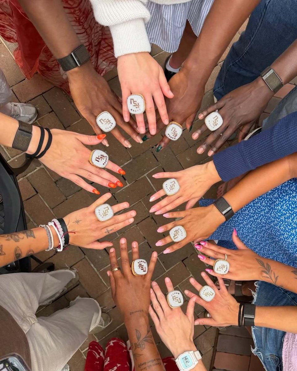 Signature Championship Rings tweet media