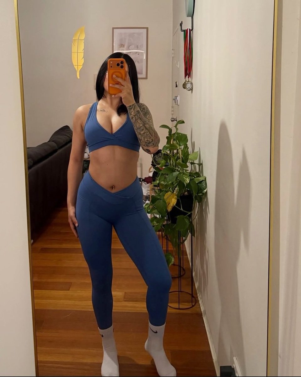 bfitamazing's tweet photo. I LOVE colour coordinated outfits 🫧🎧💙🥥

Everything is from @bfitamazing

#bfitamazing 
#fitness 
#gymoutfit 
#gymgirl 
#explorepage✨ https://t.co/CMhZFJugZy