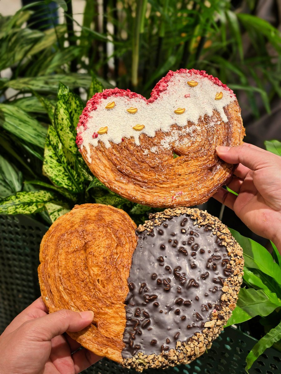 alexreidkl's tweet photo. "Crunch time! Grab your favorite snacks, tag a buddy, and let’s munch together—life’s too short for boring bites! #SnackShare #MunchTime" https://t.co/7F3WkDKk3T
