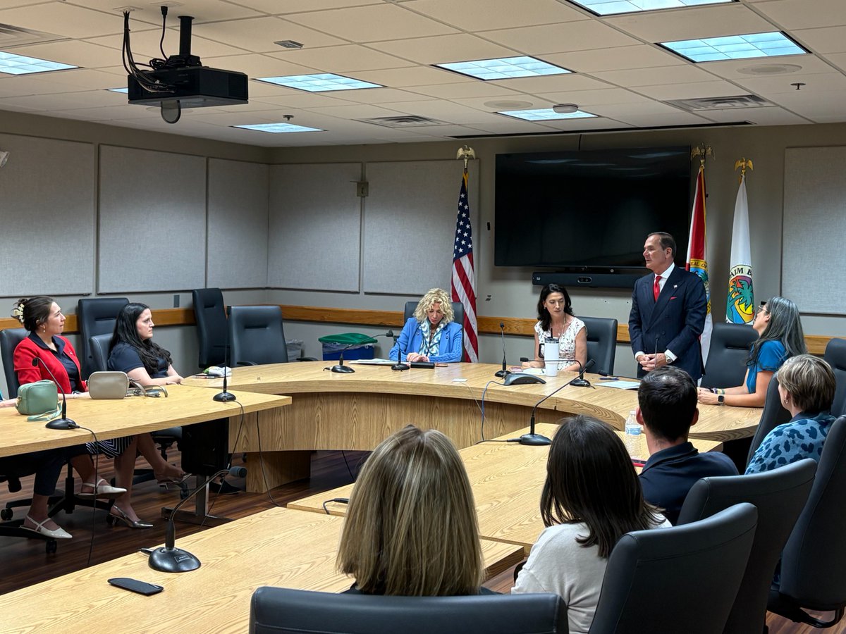 ClerkPBC's tweet image. Great insights shared as @ClerkMikeCaruso joined Commissioner Maria Sachs and Vice Mayor Marci Woodward for a panel with Leadership Boca on job roles and community services in our county! #Leadership #CommunityImpact