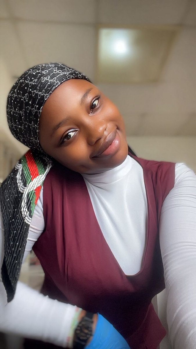 𝔼𝕤𝕞𝕒𝕣𝕥😎 tweet media