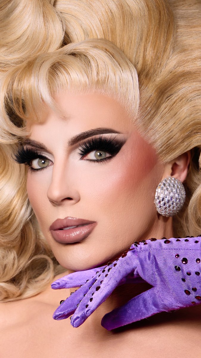 the drag series tweet media