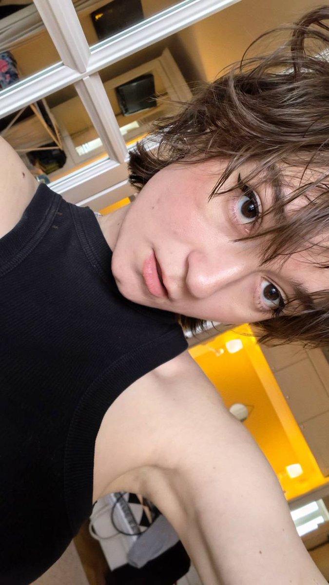 förlorad//затерянная tweet media