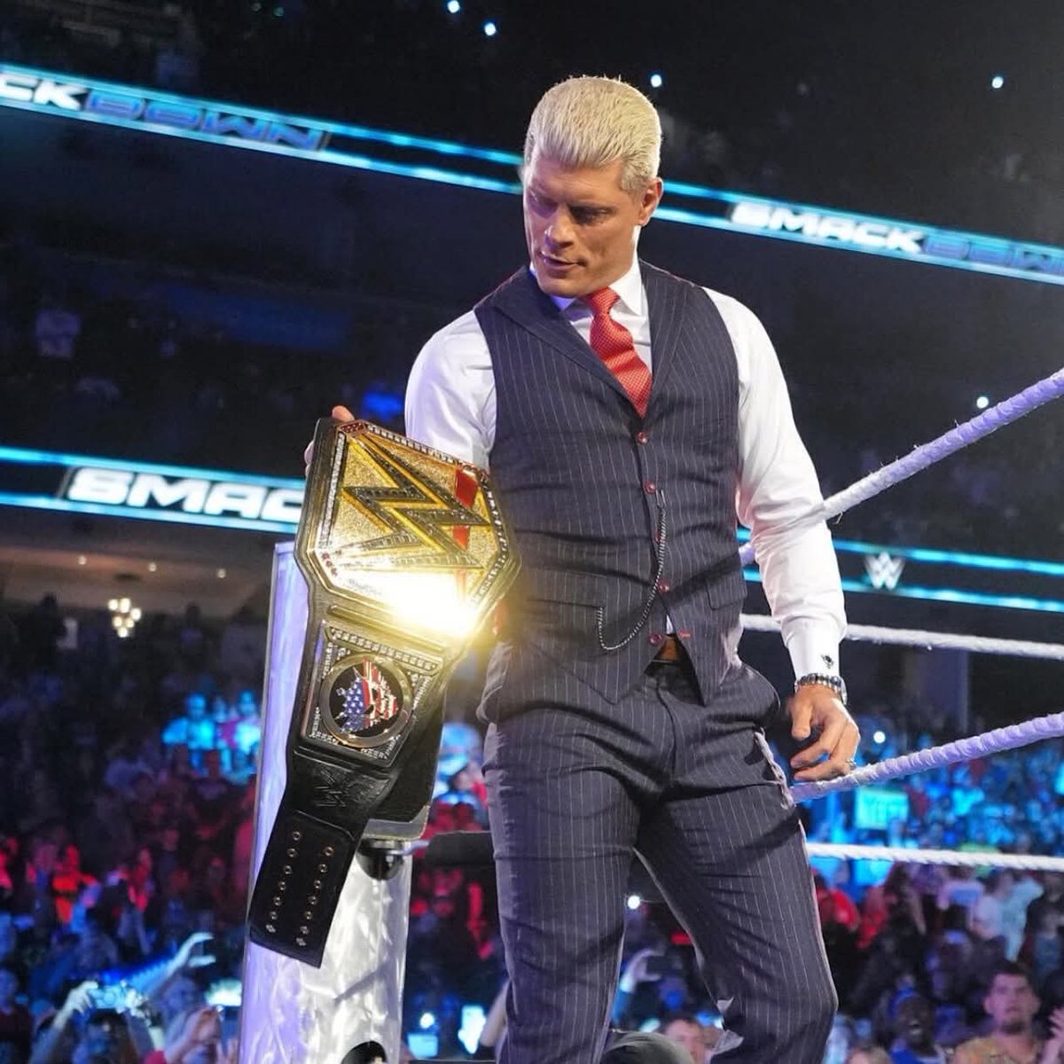 Chris ⚡ tweet media