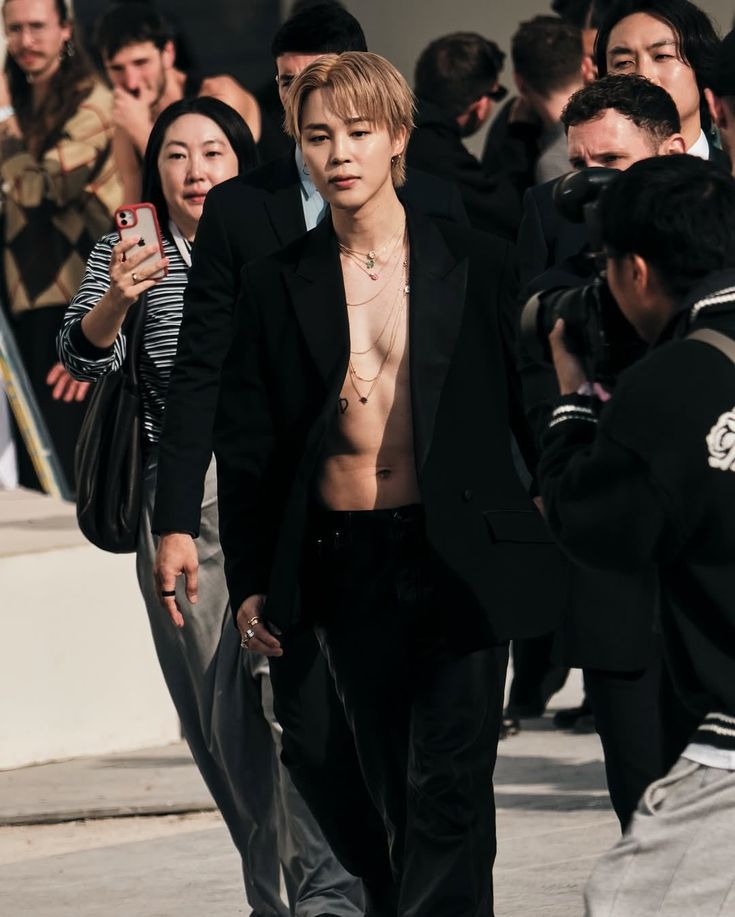 JIMIN BASE tweet media