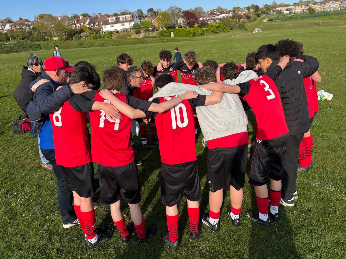 withdeanyouthfc's tweet photo. Congratulations to our U16 Boys Red who secured the MSYFL U16 Division 4 League title this evening after a 5-2 victory over Southwick Rangers.  Massive congratulations to Patrick and team!
@5WaysSoccer  
#withdeanyouth #leaguechampions https://t.co/uCj1VTSjoU