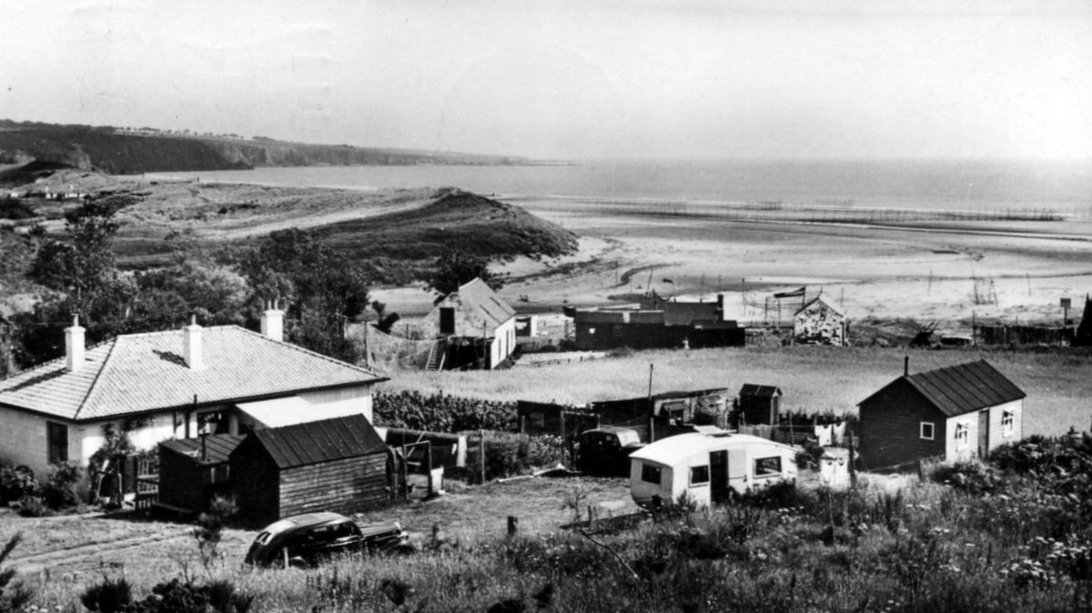 tourscotland's tweet image. Old Tour #Scotland #Ancestry Travel Visit #Genealogy #Scottish Family #History Blog #photography of the hamlet of  #Lunan which overlooks Lunan Bay in #Angus. And story of Walter Mill tour-scotland-photographs.blogspot.com/2018/02/old-tr…