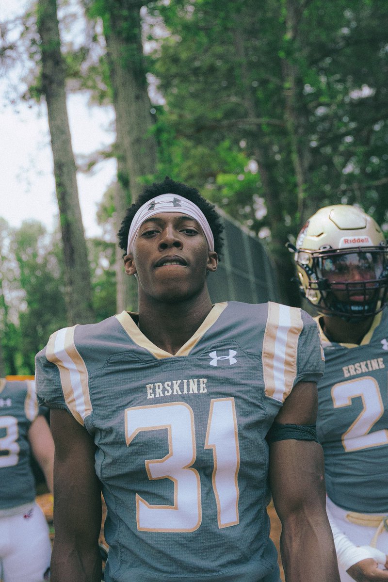 Viante Robbs tweet media