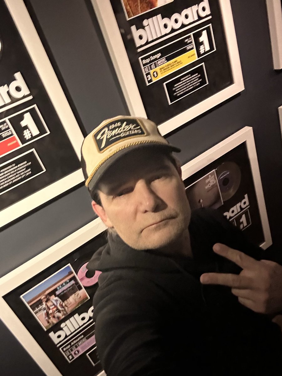 Corey_Feldman's tweet image. I HAV BEEN IN THE STUDIO AGAIN ITS TRUE, THOUGH I PROBABLY WONT B RELEASING ANYTHING NEW 4 A MIN, I HAV SOME VERY EXCITING PROJECTS IN THE WORX. WORKING W A WHOLE NEW CREW OF TALENTED ARTISTS &amp;amp; CO PRODUCERS AS WELL AS SOME OLD FAVS! #STAYTUNED