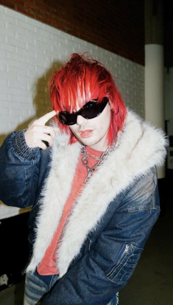 webtrappedfly's tweet image. DRELLA😂😂😂😂FOUND😂😂😂DEAD!!!!!!!! 😂😂😂😂#DEAD #DEATH #SUICIDE #KMS