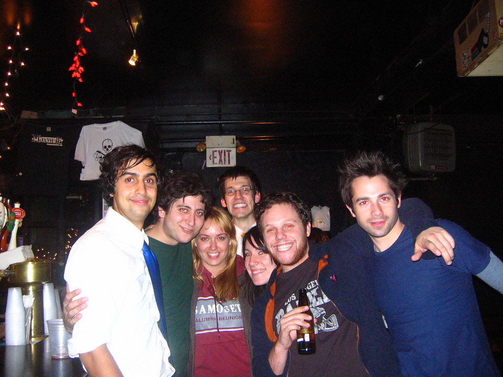TheRobMovie's tweet photo. Maxwell's, NJ - October 24th, 2006 https://t.co/BxMRSHJNYv