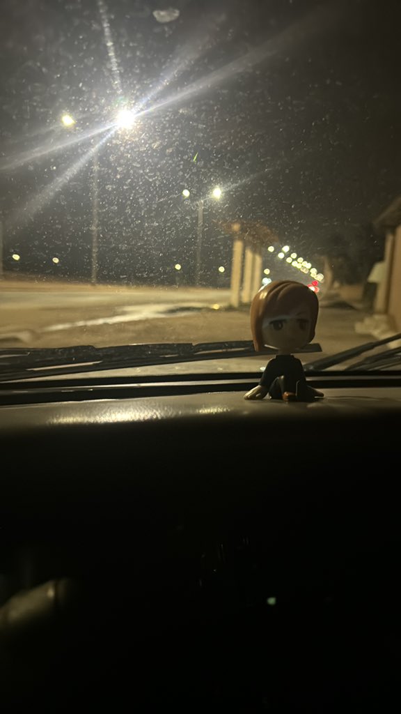 Man O’War tweet media