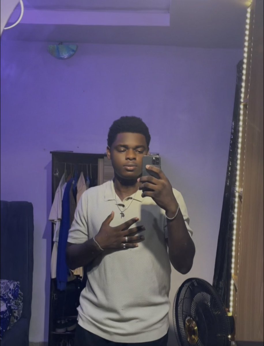 DelightAlphaa's tweet photo. Prove me wrong I’m the most handsome guy on CT
Prove me wrong Tag that male CT account that more handsome than BIGDEE 😌 https://t.co/aStZuK89jP