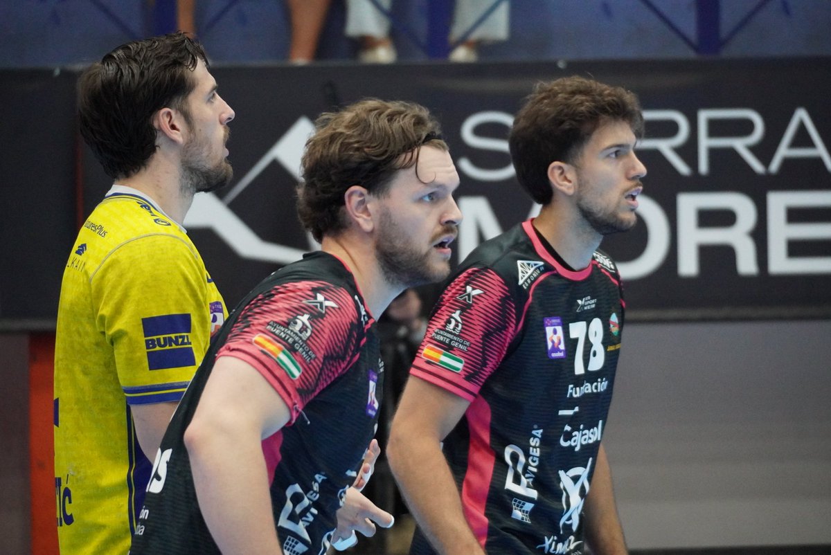 AngelXimenezBM's tweet image. ⏸️ ¡Descanso en el Miguel Salas! (17-17)

📹 #Streaming 1 👉 youtube.com/live/MAhRMkm1E…

📹 #Streaming 2 👉 youtube.com/live/rhz7vzFTZ…

#CopaRey2026 #VamosMiGenil #VamosAX