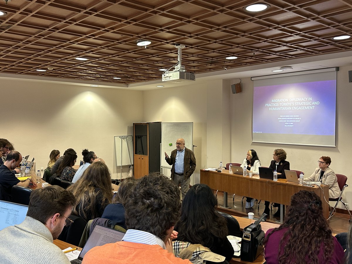 coenatolin's tweet photo. 🇹🇷 Türkiye at the Crossroads of Regional and European Challenges

#TeamIstanbul  in its last meeting for today focused on Migration Governance & Diplomacy with:

🔸 Prof. Dr Ahmet Icduygu, @kocuniversity 
🔸 Prof. Dr Sebnem Koser Akcapar, @ASBUedu 
🔸 Prof. Deniz Sert, @ozyeginuni 
🔸 Prof. Dr Ayselin Gozde Yildiz, @istinyeunivedu

#NatolinOnTour