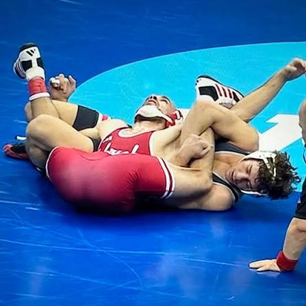 Do you know how successful a bl about two wrestlers would be?

I keep watching those wrestling videos and I CAN'T take them seriously. That's the gayest shit EVER like 😭,