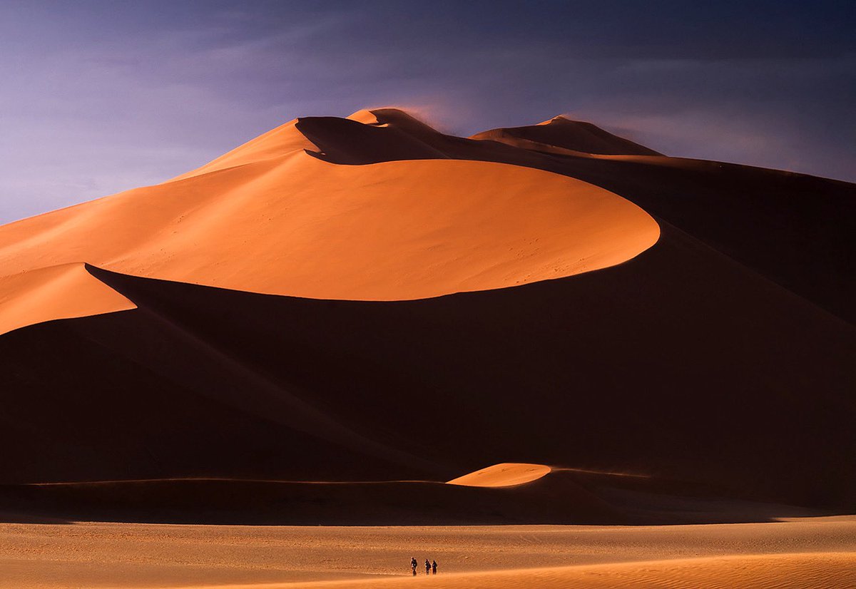La belleza de las dunas anaranjadas de Namibia es insuperable.