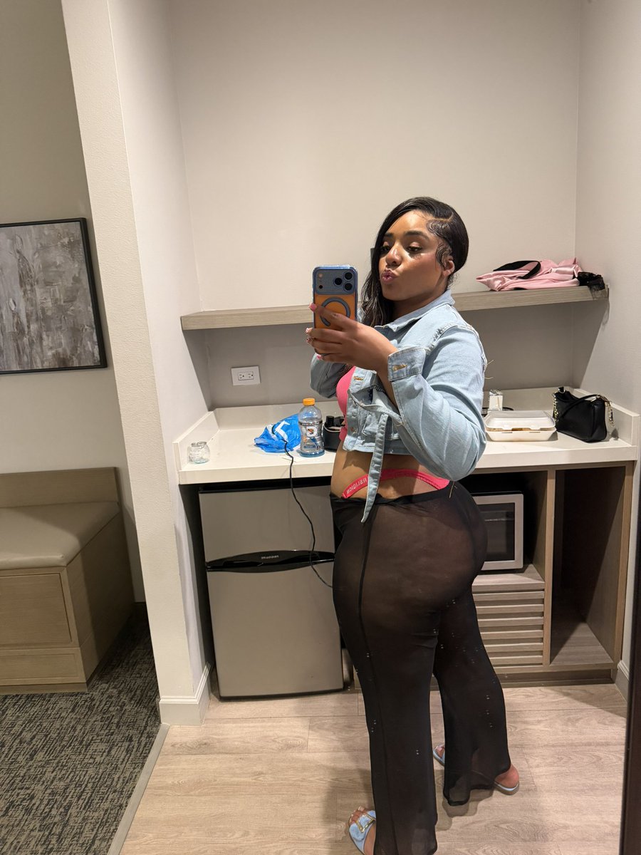 Hugh Hefner 💋 tweet media