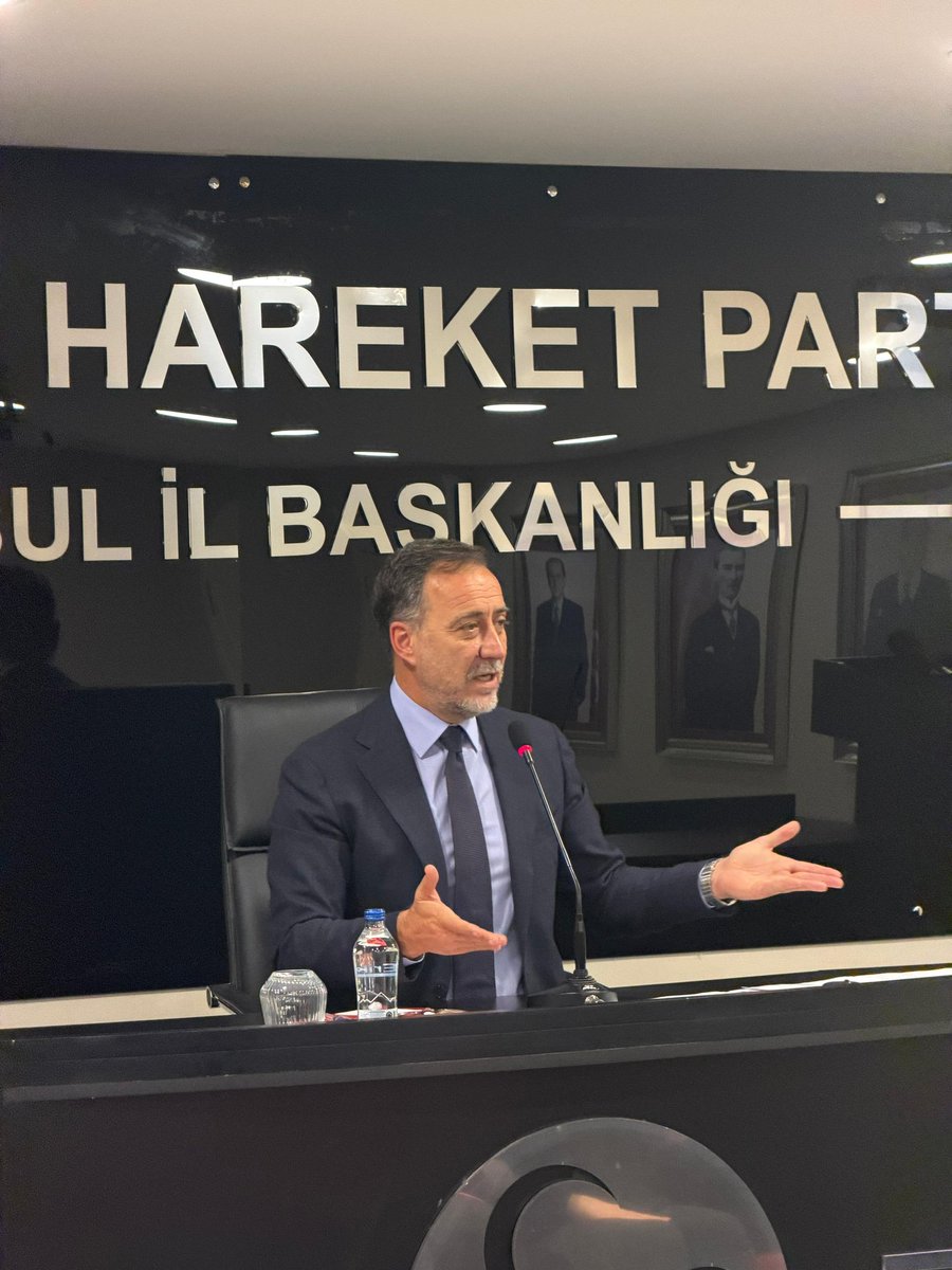 BBvolkanyilmaz's tweet photo. İl Başkanlığımızda gerçekleştirdiğimiz İl Yönetim Kurulu Toplantımız kapsamında İl Divan Kurulumuzu belirledik.

Yeni görevlendirmelerin teşkilatımız ve İstanbul’umuz için hayırlı olmasını diliyorum. https://t.co/MOk1OFnpq1
