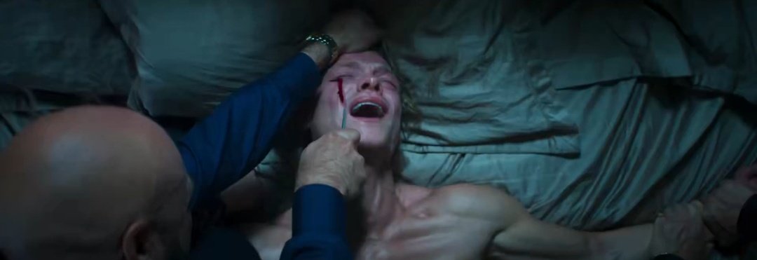 ajoinfinityx_'s tweet image. TENEMOS EL PRIMER TRAILER DE #Clayface

Y se ve increíble aunque no revela mucho se ve que si va a tener mucho suspenso y si va a ser de terror

La cinematografía se ve brutal y el actor Tom Rhys Harries se ve que dará una actuación increíble

#Dc #Movie #Trailer