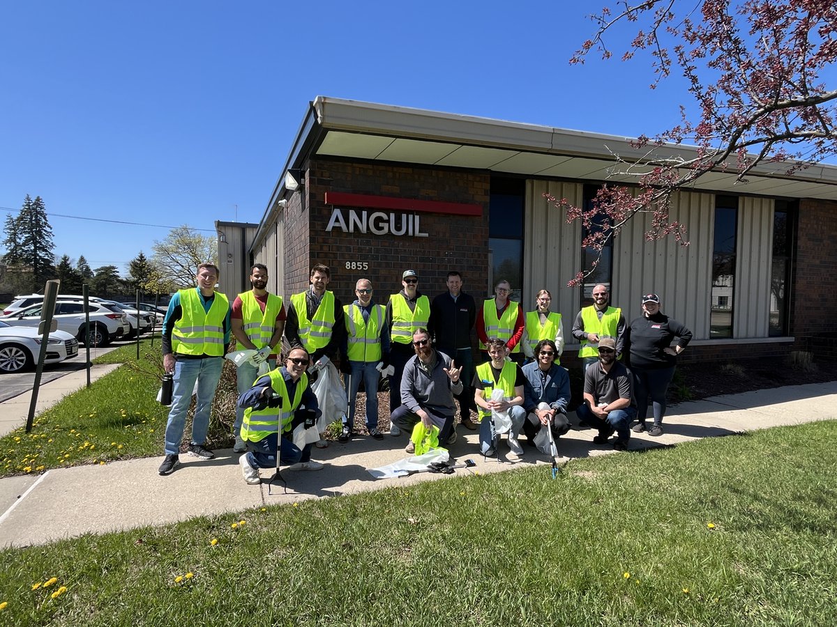 AnguilEnviro's tweet image. Happy Earth Day! 🌍 We're so thankful for gorgeous weather and all the Anguil employees who dedicated some time to helping out Mother Nature today. #environmental #adoptahighway #cleanup #sustainability