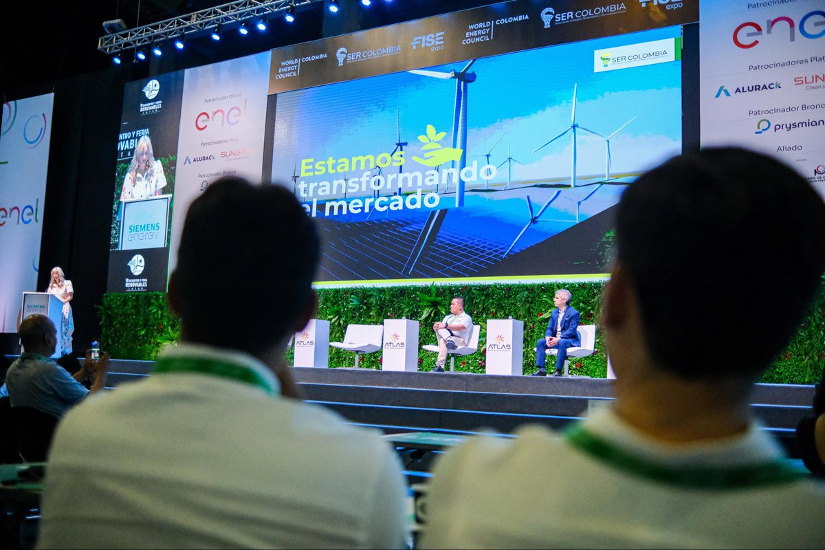 camilotorresv's tweet photo. A propósito de debates y propuestas, el nuevo gobierno debe poner sus ojos en el Caribe para que la transición energética deje de ser un discurso!

El país necesita una hoja de ruta de transición energética blindada ante los vaivenes políticos, con decisiones de fondo, obras y continuidad, que replantee el modelo tarifario y traiga alivio real a los hogares. Que garantice seguridad energética y entienda que la transición no es apagar unas fuentes para prender otras: es combinar renovables, gas y almacenamiento como puente mientras la capacidad renovable escala, para garantizar desarrollo y evitar futuros apagones.

Espacios como el 9° Encuentro y Feria Renovables Latam, donde participa el Gobierno Nacional y el tejido empresarial, nos arrojan luces sobre los pasos a seguir para pasar del discurso a las acciones.

Desde el Congreso haré mi parte para impulsar ese camino.