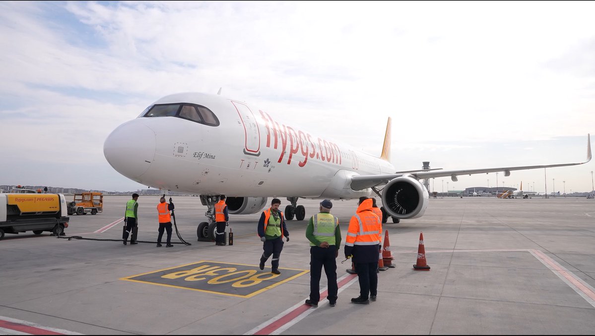 HatayAsiHaber's tweet image. İran’da Mahsur Kalan Pegasus Uçağı 52 Gün Sonra Döndü

İran’da hava sahasının kapanması nedeniyle mahsur kalan Pegasus uçağı, gerçekleştirilen operasyonla İstanbul’a ulaştı.

asihaber.com.tr

#asi #AsiHaber #Pegasus #Ucak #Iran #Havacilik