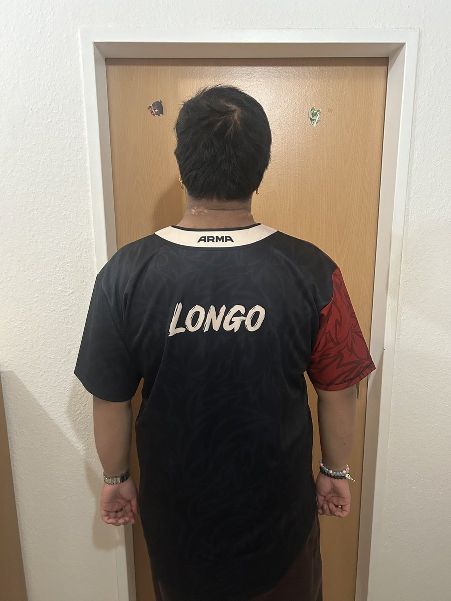 2F | Longo in 🇯🇵 tweet media