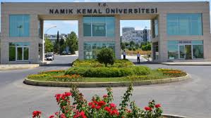 sevincozarslan's tweet photo. AKADEMİSYENLER VE DOKTORLAR GÖZALTINDA

Tekirdağ Namık Kemal Üniversitesi’nde görev yapan A.B., R.M. ve M.A. isimli akademisyenler ile Keşan’da özel bir hastanede çalışan doktor E.Ö., 'terörist' suçlamasıyla bugün gözaltına alındı.

TümÇocukların 23Nisanı

👉https://t.co/Js6EzHld8h