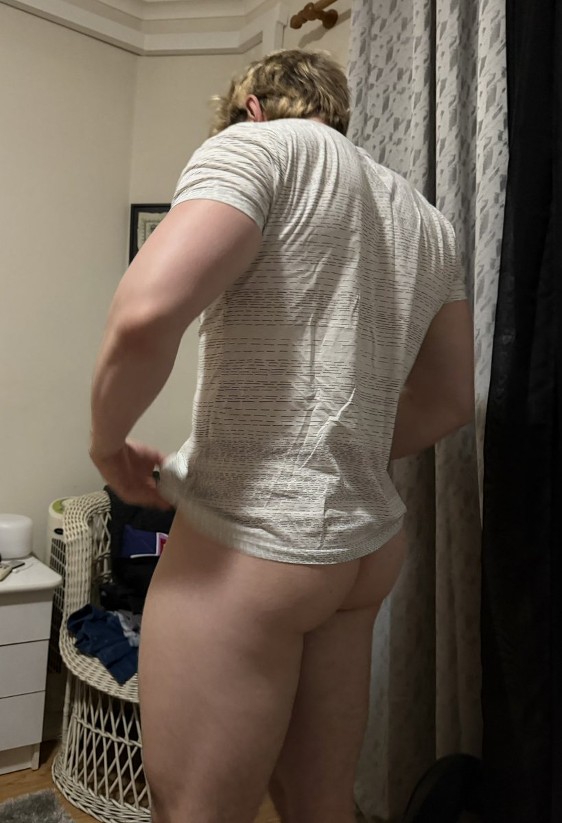 Oliver & Dylan 🍑🚀 tweet media