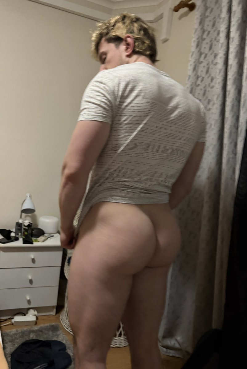 Oliver & Dylan 🍑🚀 tweet media