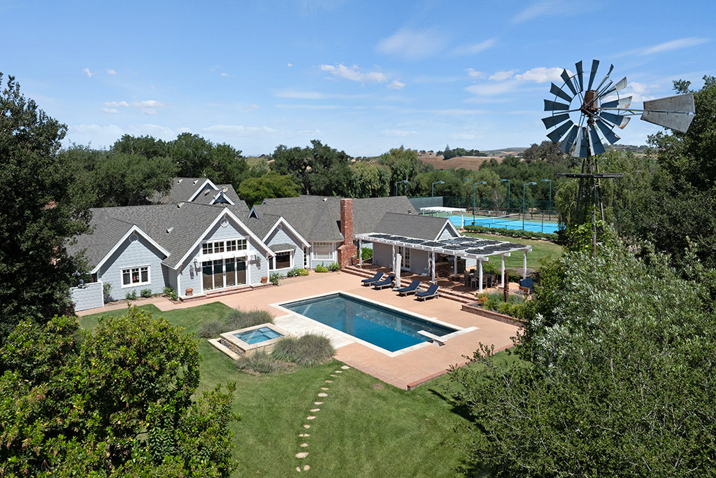 Dream Homes Magazine tweet media